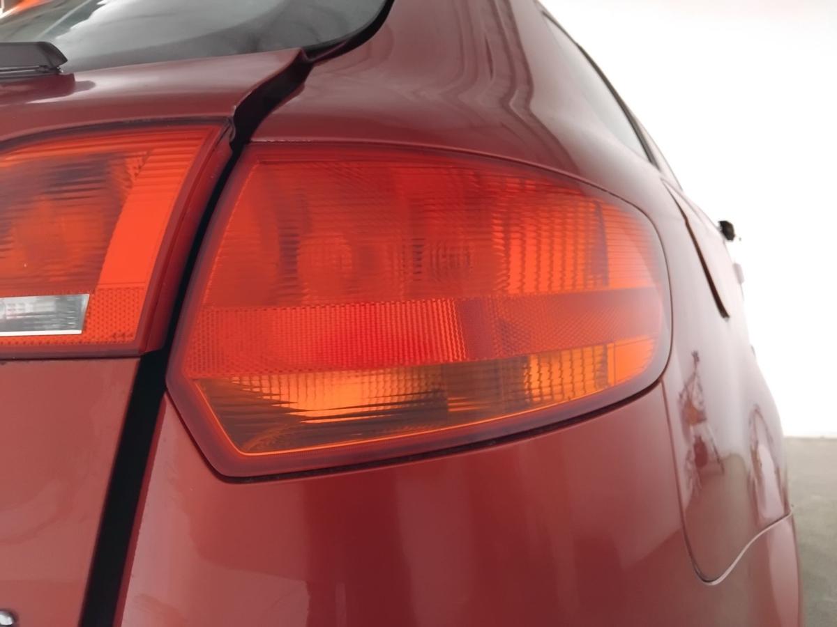 Audi A3 8P Sportback orig R&uuml;ckleuchte Heckleuchte rechts aussen 5-T&uuml;rer BJ2007