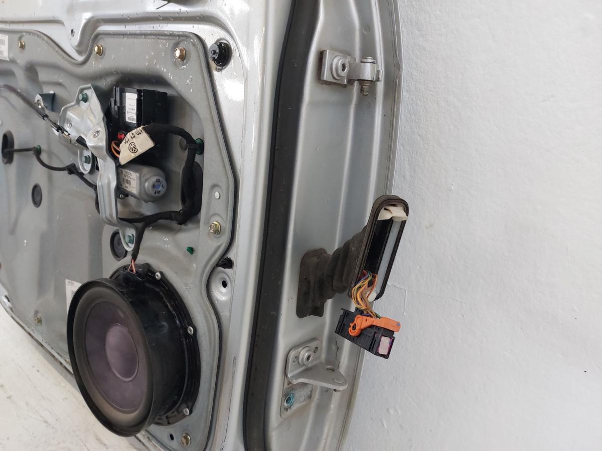 VW Touran 1T Tür vorn links Fahrertür im Rohbau LA7W Reflexsilber 03 bis10