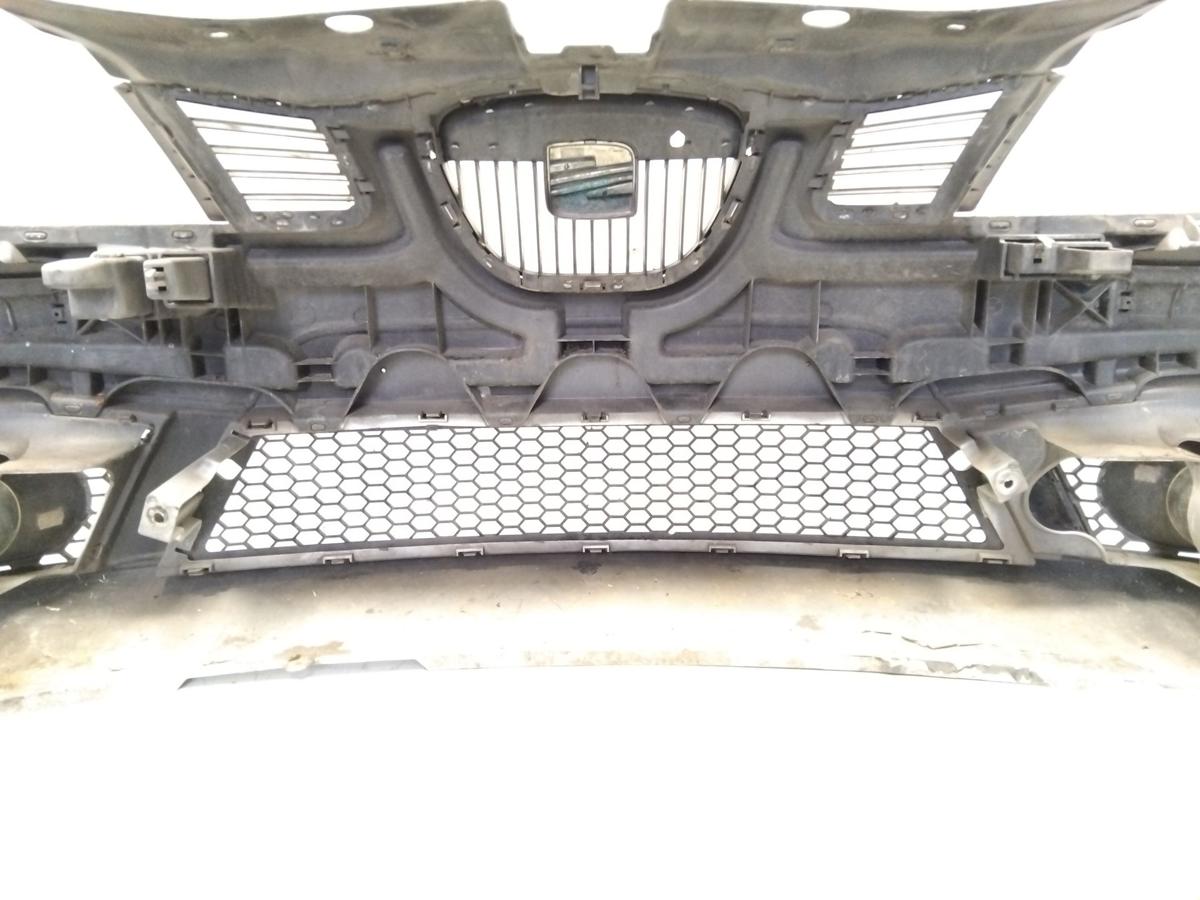 Seat Ibiza 6L Facelift orig.Stoßstange Stoßfänger vorn LS7Y Lunasilber BJ2007