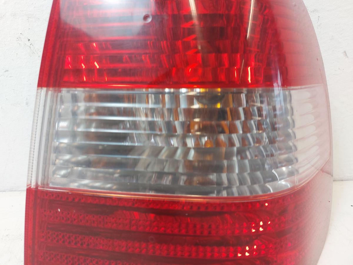 VW Polo 9N2 Stufenheck R&uuml;ckleuchte rechts au&szlig;en Ecke Limo R&uuml;cklicht Heckleuchte