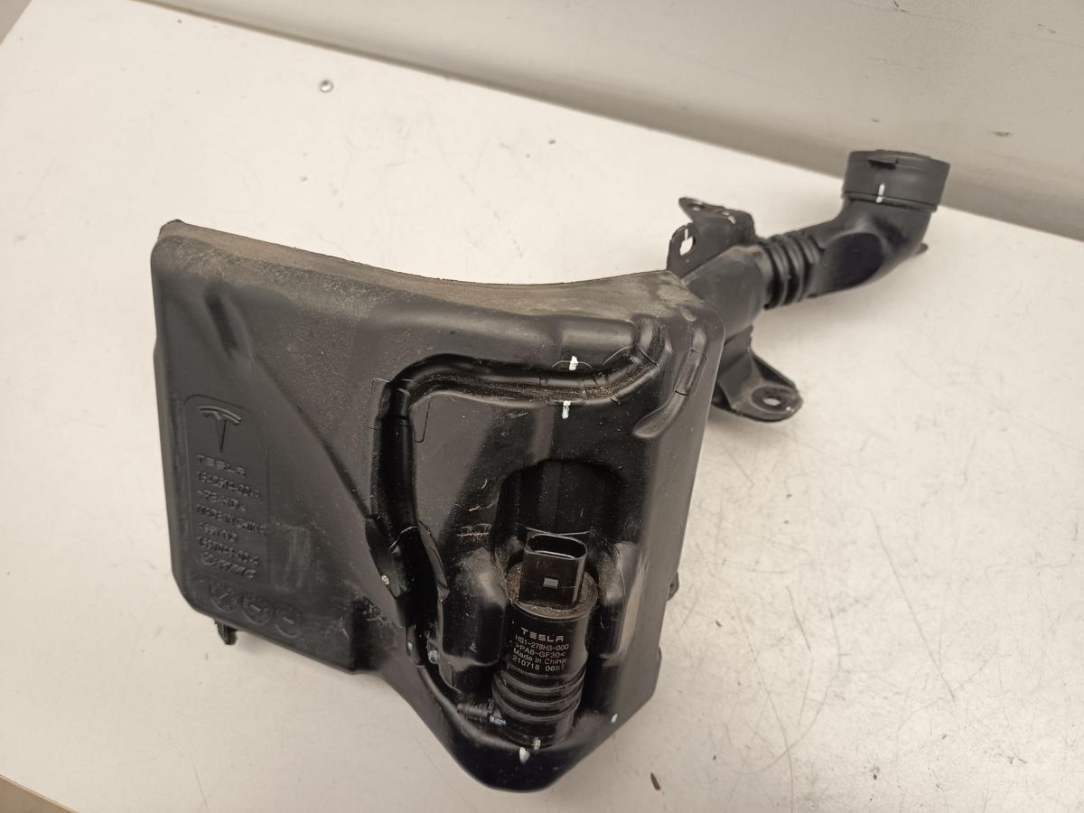 Tesla Model 3 original Wischwasserbeh&auml;lter mit Pumpe 164261400A Baujahr 2021