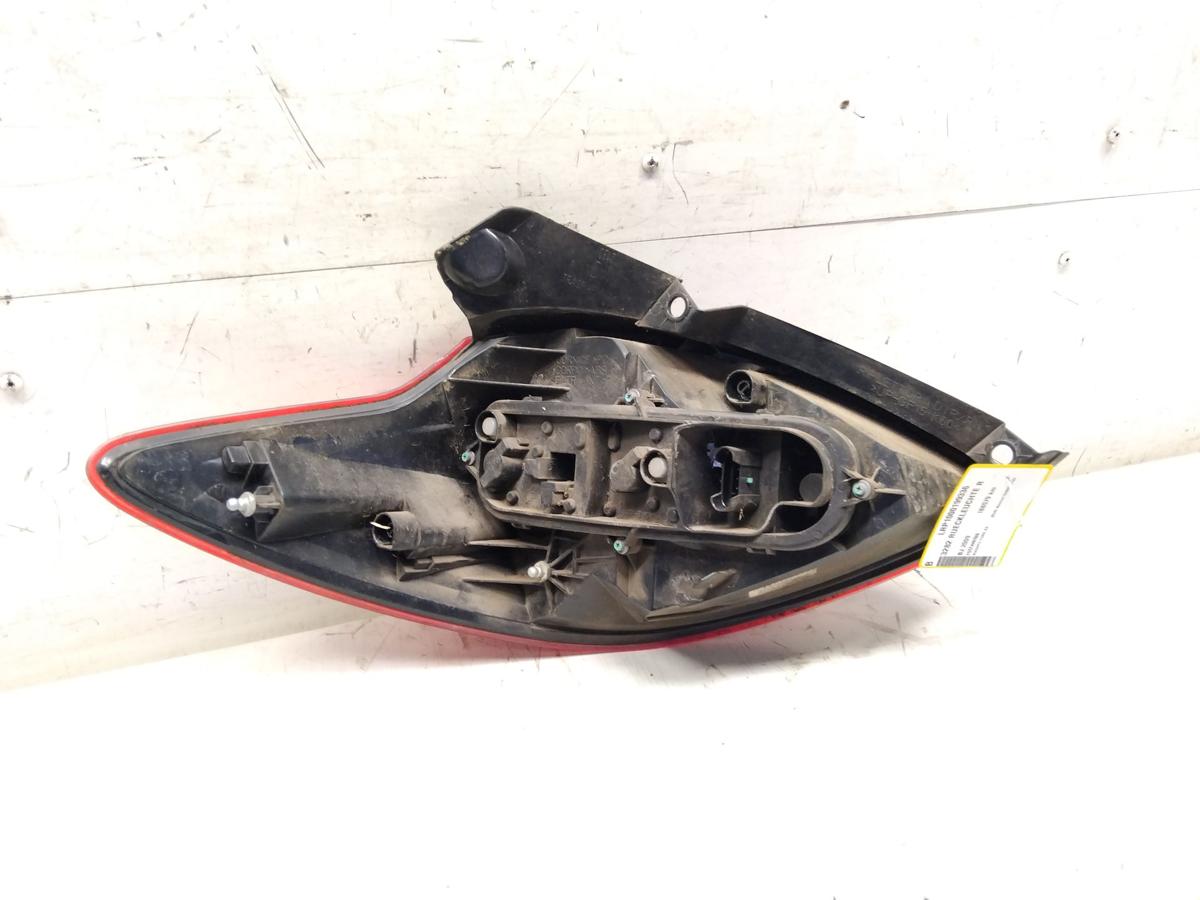 Ford Ka 2 RU8 original R&uuml;ckleuchte Heckleuchte rechts Bj.2009