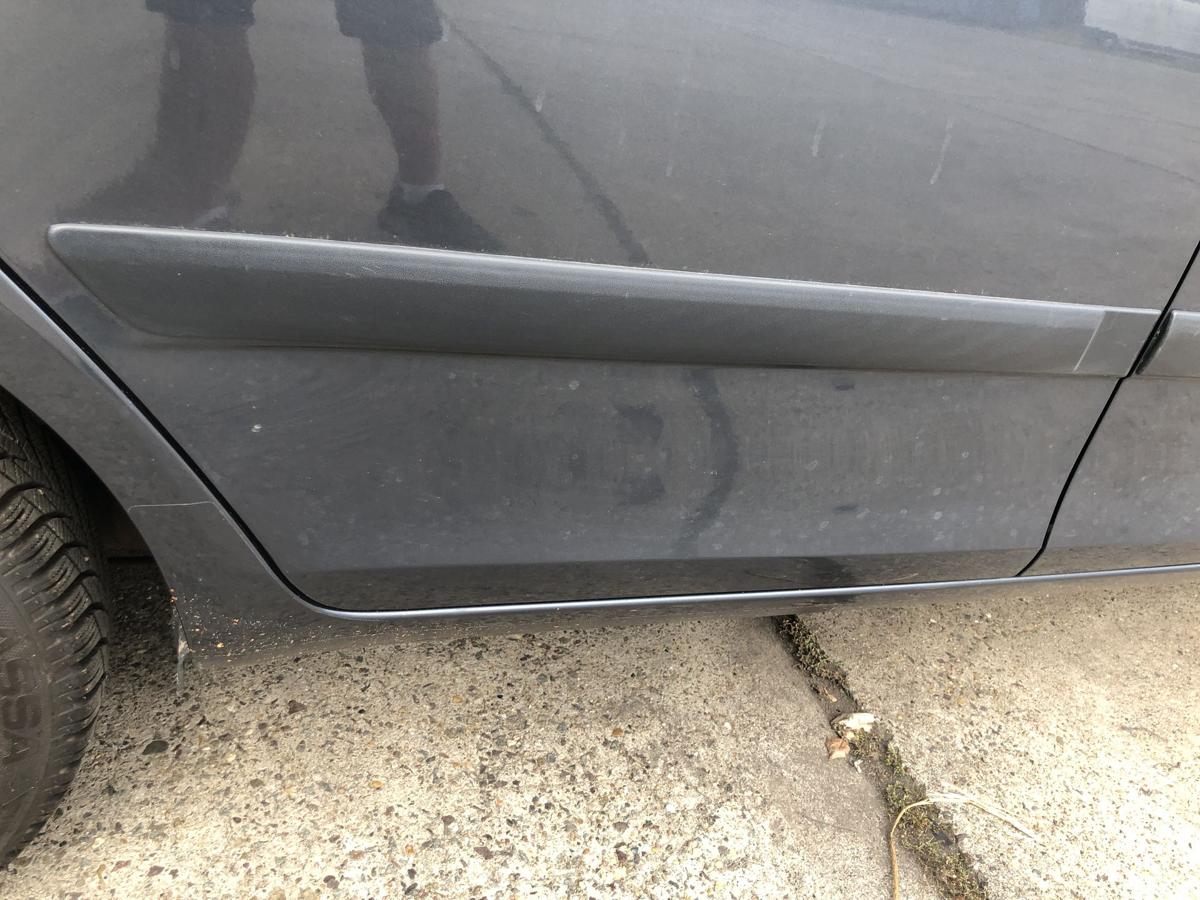 Skoda Fabia 5J T&uuml;r hinten rechts Fondt&uuml;r im Rohbau LF8J Antracit Grey 5-t&uuml;rig