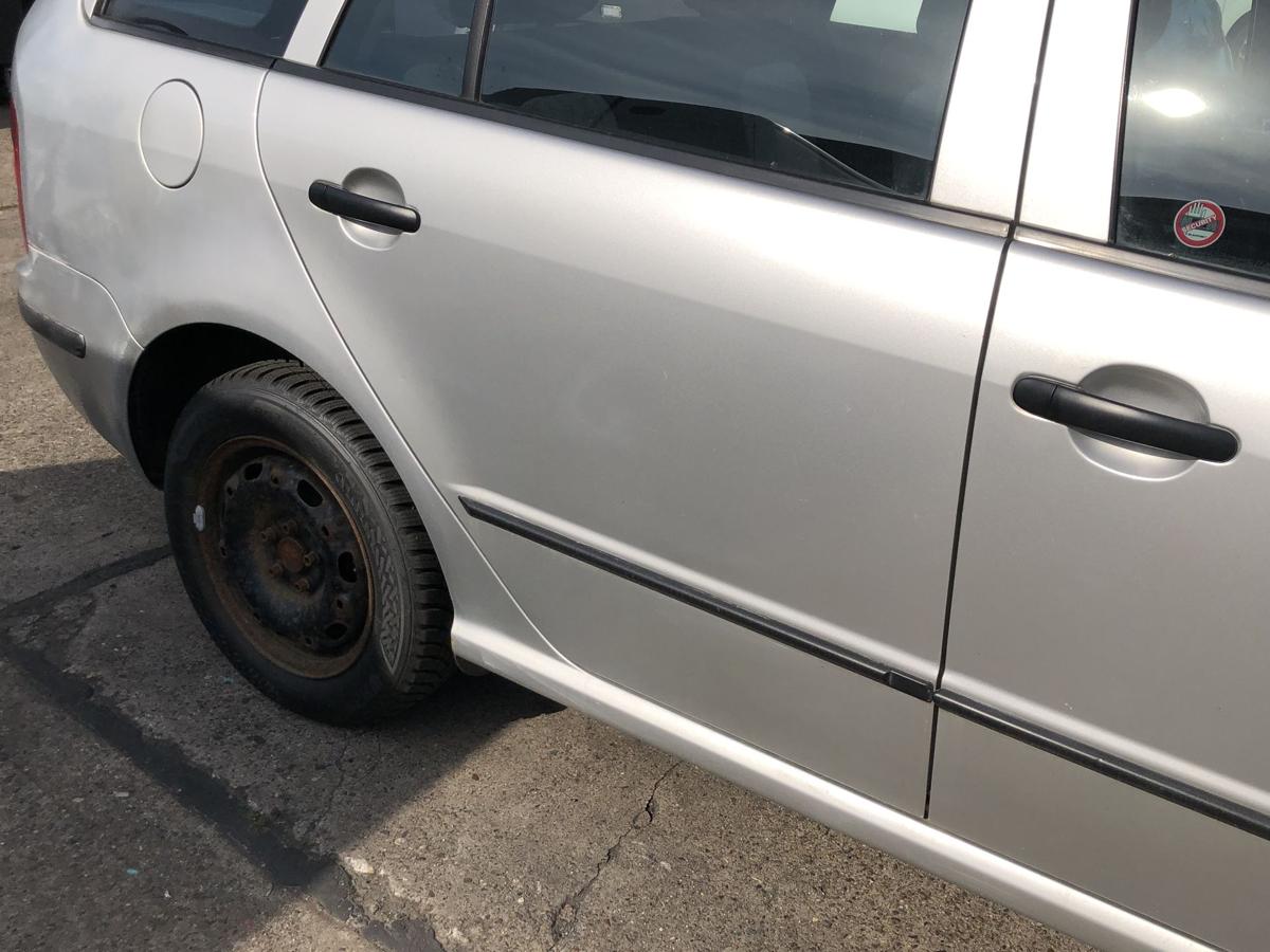 Skoda Fabia 6Y T&uuml;r hinten rechts Fondt&uuml;r Kombi Rohbau LF7T Diamant Silber