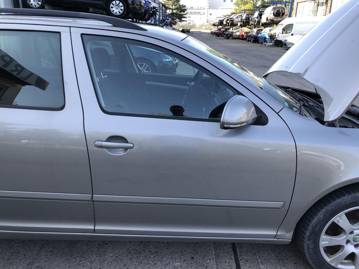 Skoda Octavia 1Z ab09 T&uuml;r vorn rechts Beifahrert&uuml;r im Rohbau LF8H Cappuccino