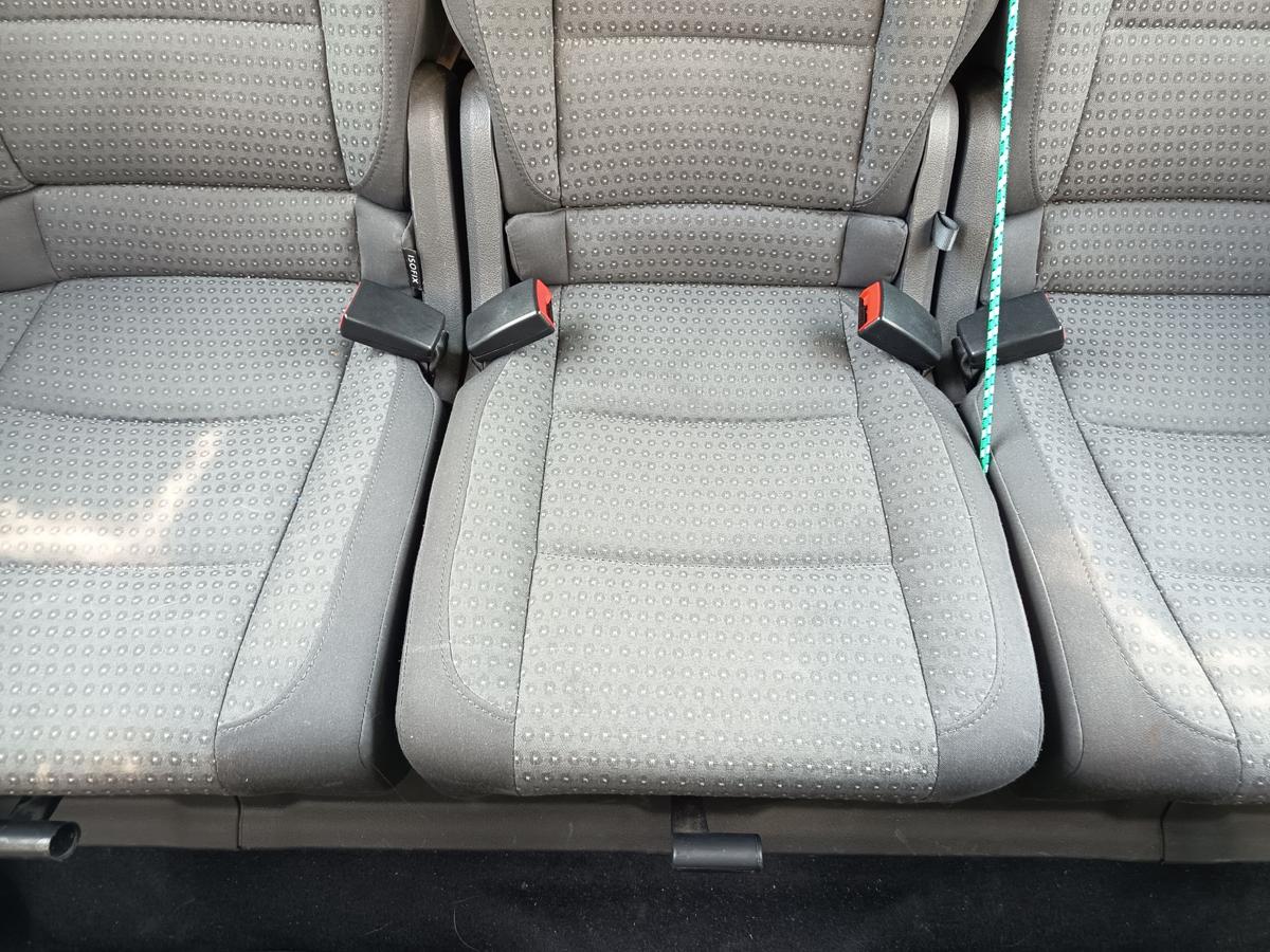 VW Touran 1T original Sitz Einzelsitz hinten mitte Stoff 2 Reihe Baujahr 2006