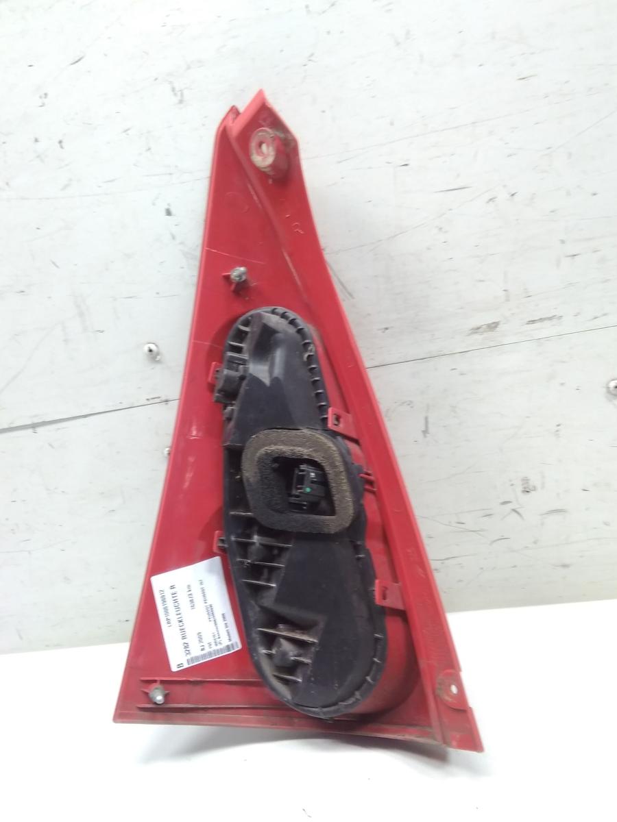 Peugeot 107 original R&uuml;ckleuchte Schlussleuchte rechts BJ2009