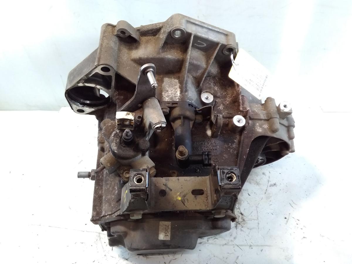 Skoda Roomster 5J original 5 Gang Schaltgetriebe HZM 1.4 63kw BJ2006 Skoda Roomster 5J original 5 Gang Schaltgetriebe HZM 1.4 63kw BJ2006