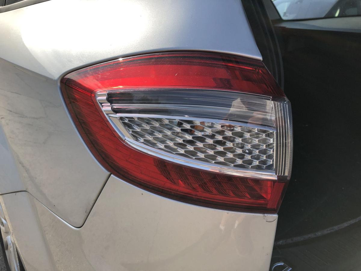 Ford Mondeo MK4 BA7 Turnier R&uuml;ckleuchte links au&szlig;en Ecke Facelift R&uuml;cklicht