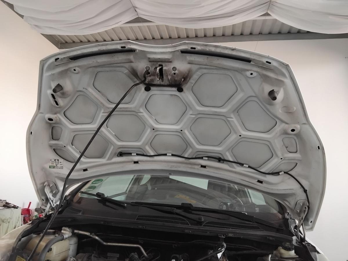 Ford Fiesta JA8 original Motorhaube frostweiß BJ2009