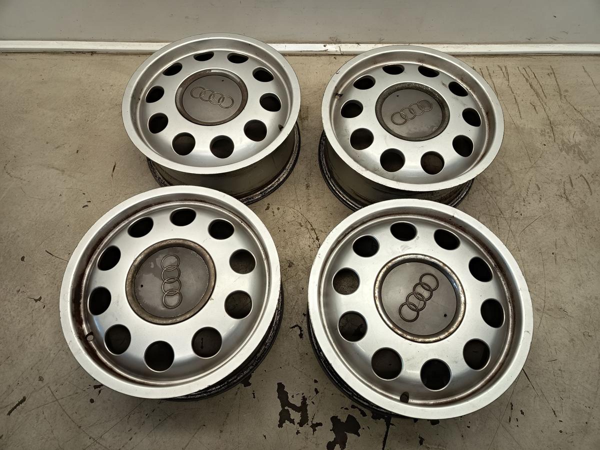 Audi A3 8L original Alufelgensatz Satz Alufelgen 8L0601025E Bj 1999