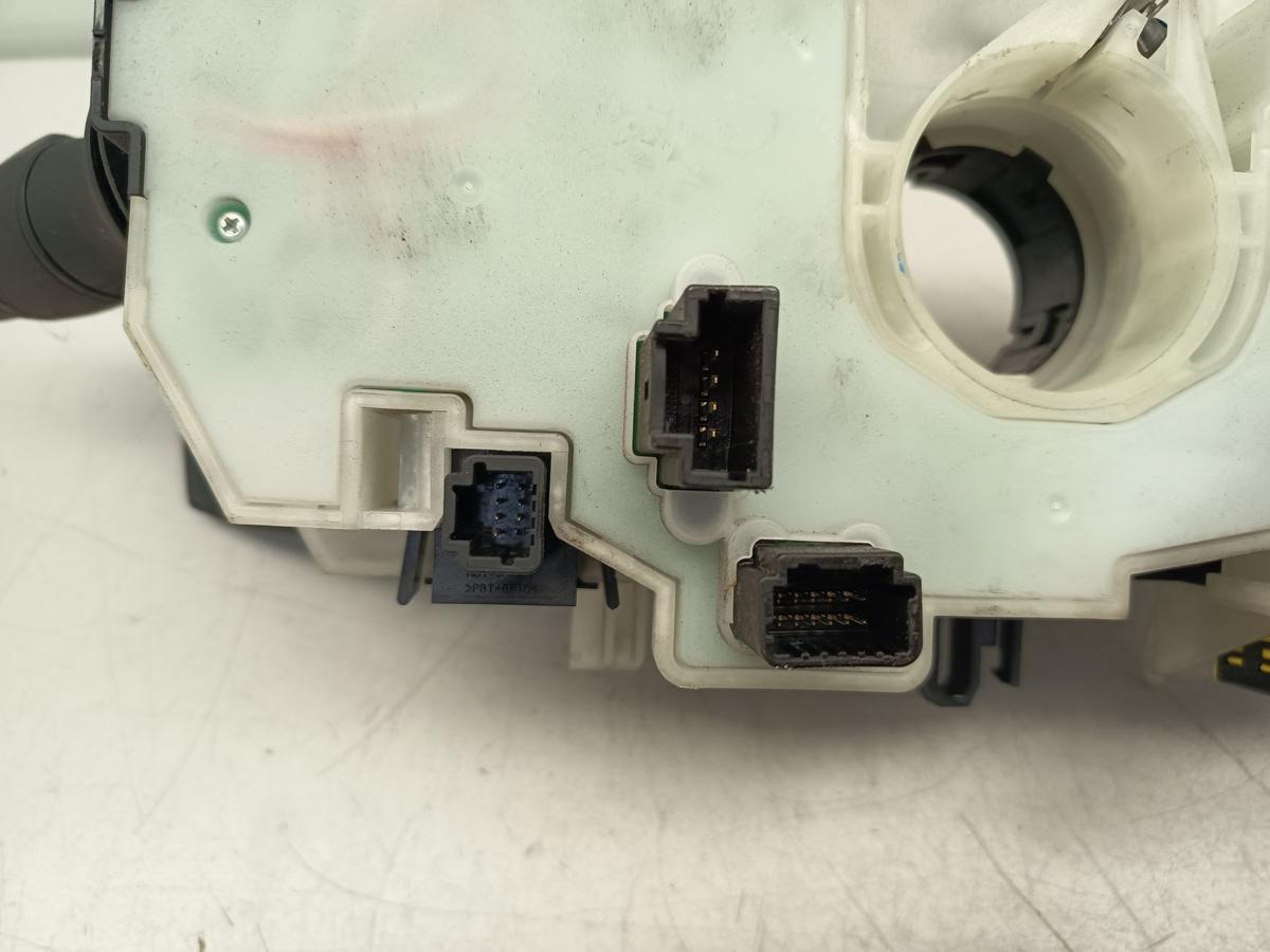 Renault Zoe Baujahr 2014 original Kombischalter 255673247R Baujahr 2014
