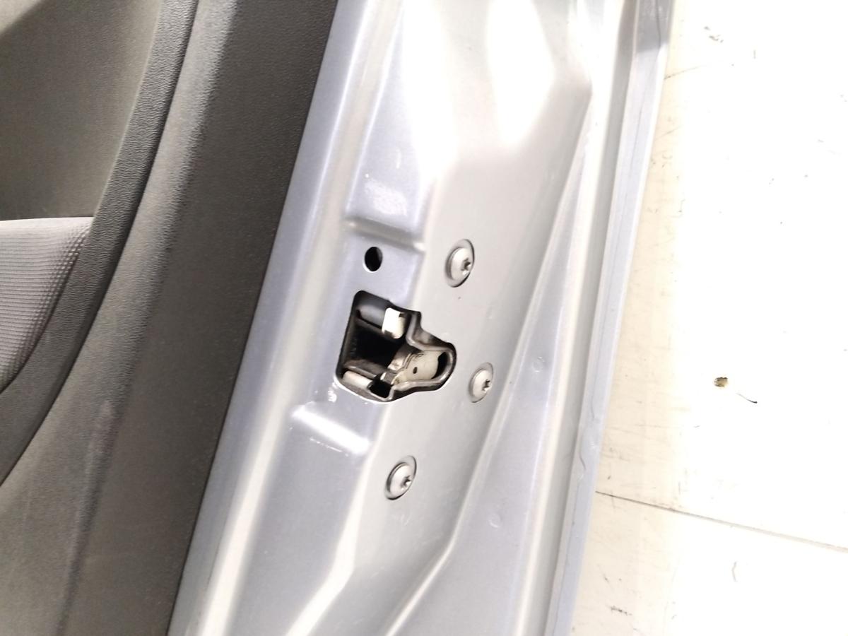 Fiat Grande Punto 199 T&uuml;r vorn rechts Beifahrert&uuml;r 5-T&uuml;rer BJ2009 589/A Grigio Argento Vivo Metallic