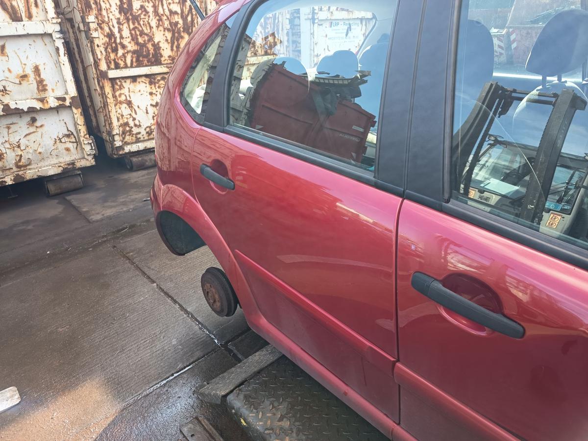 Citroen C3 original T&uuml;r hinten rechts Fond EKQ Luziferrot Bj 2007