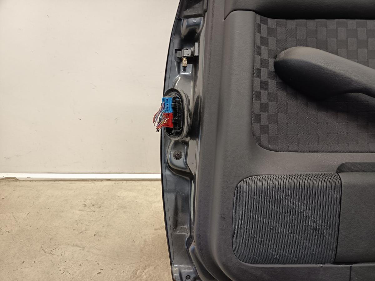 Audi A6 4B Kombi orig T&uuml;r hinten rechts LX7Z Delfingrau Metallic Baujahr 2003