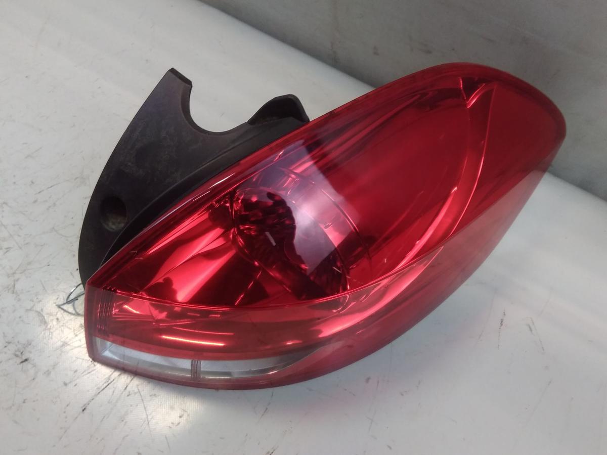 Renault Clio 3 Grandtour orig R&uuml;ckleuchte Schlussleuchte rechts Facelift BJ2011