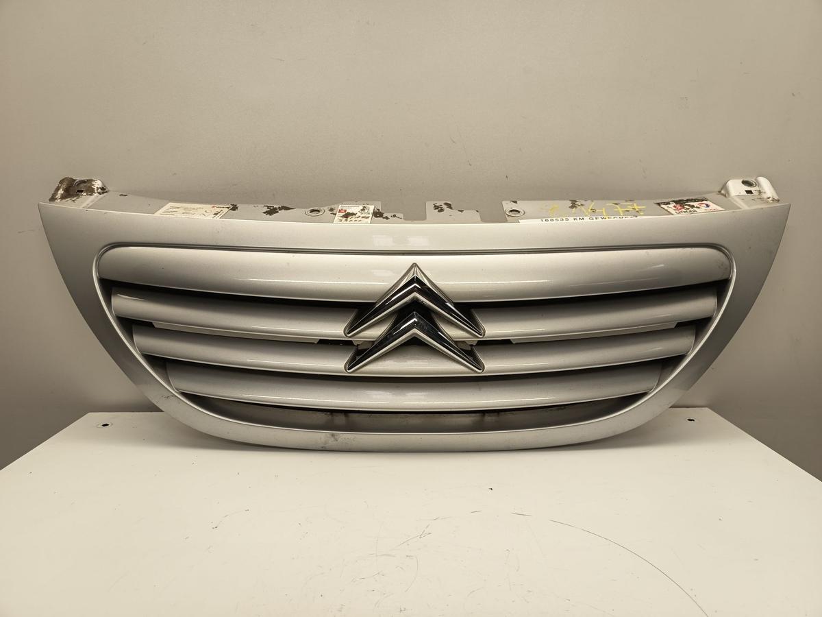 Citroen C3 original Kühlergrill Stoßstange vorn/Front EZR Alugrau Bj 2005