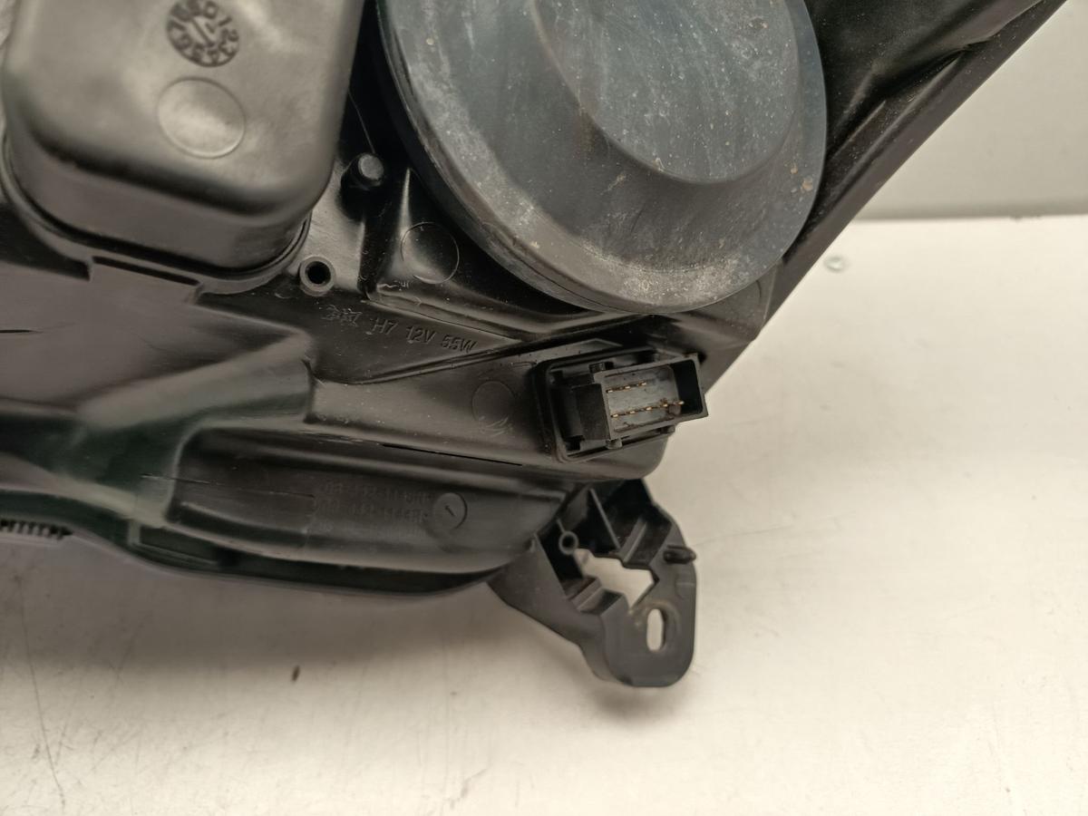 Opel Astra H Scheinwerfer rechts Halogen schwarz hinterlegt Facelift Bj 09