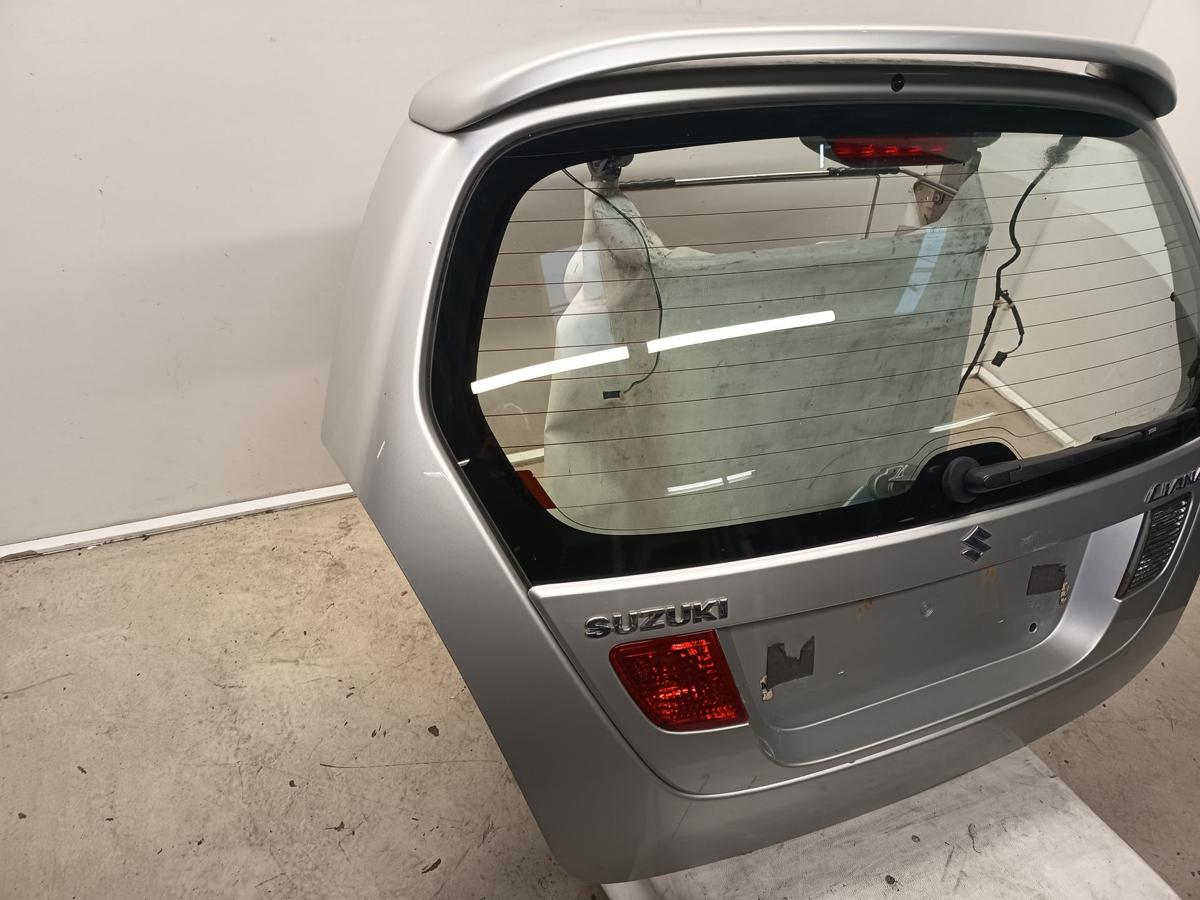Suzuki Liana original Heckklappe mit Scheibe und Spoiler Z2S Quicksilver Bj 2007