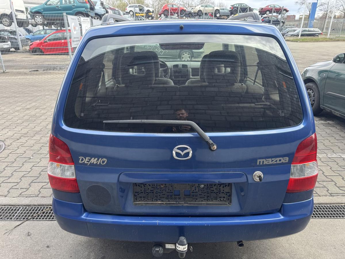 Mazda Demio original Heckklappe mit Heckscheibe 20P Innocent Blue Pearl Bj.2000
