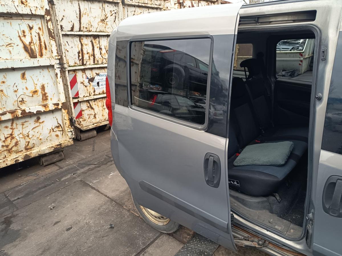 Opel Combo D original Schiebet&uuml;r hinten rechts GJM Grau Baujahr 2012