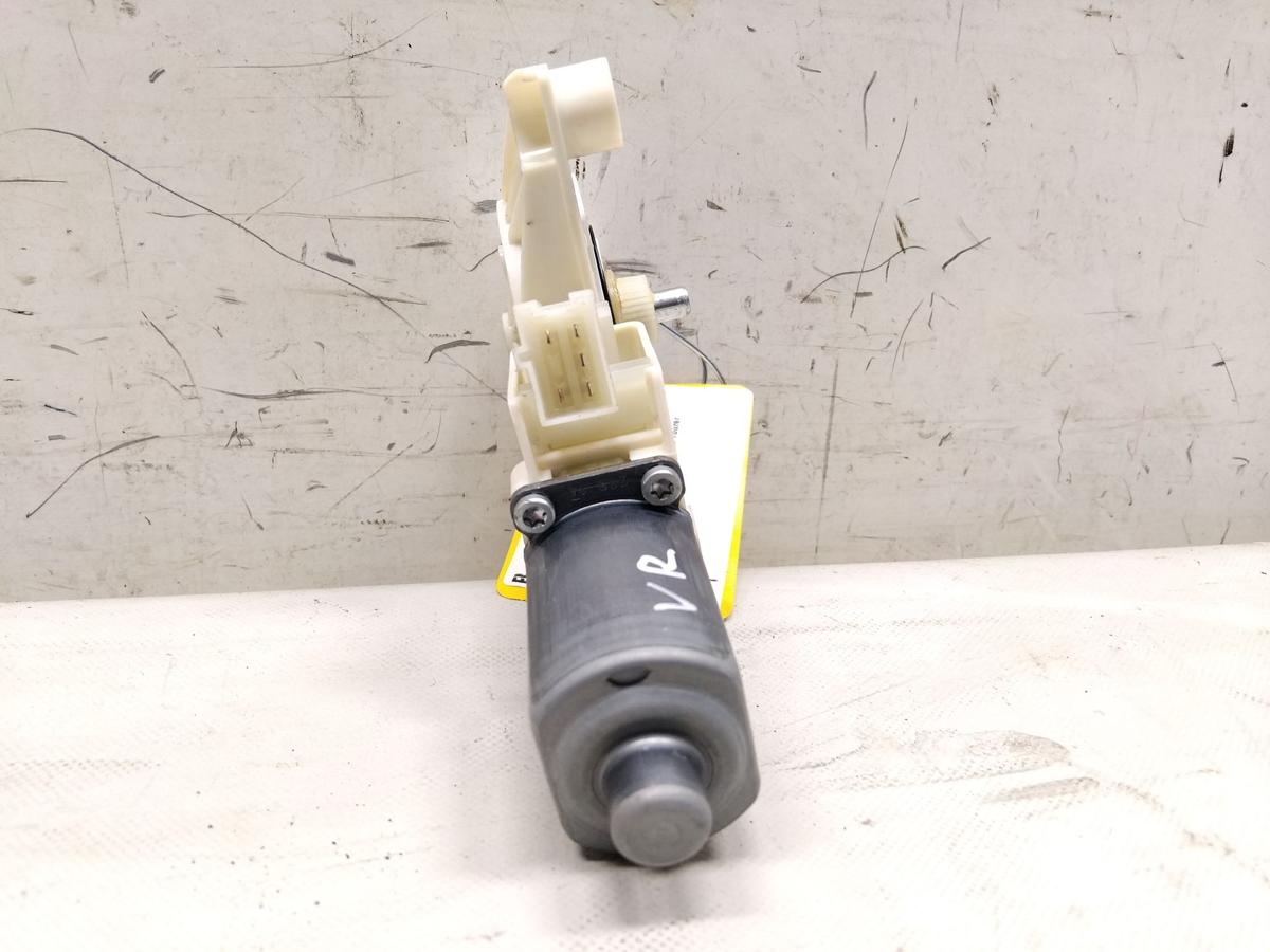 Mercedes Benz Vito 447 original Fensterhebermotor vorn rechts Bj.2014