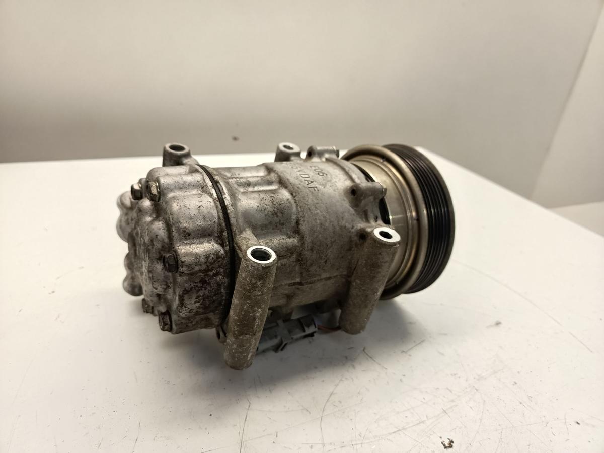 Renault Clio III orig Klimakompressor (1,1l 55KW) 8200819568 Bj2009