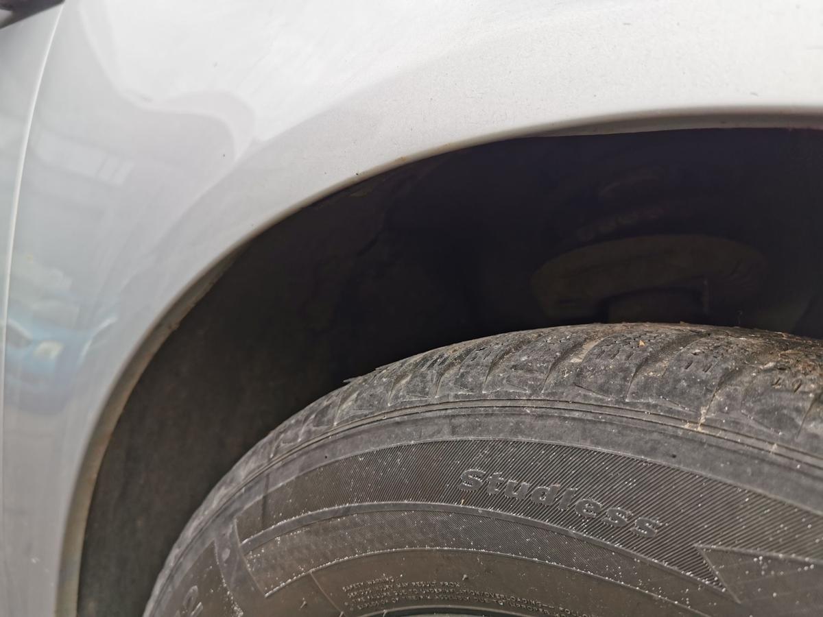 VW Golf V 5 Kotflügel Fender Seitenwand vorn rechts OE LA7W Reflexsilber Met