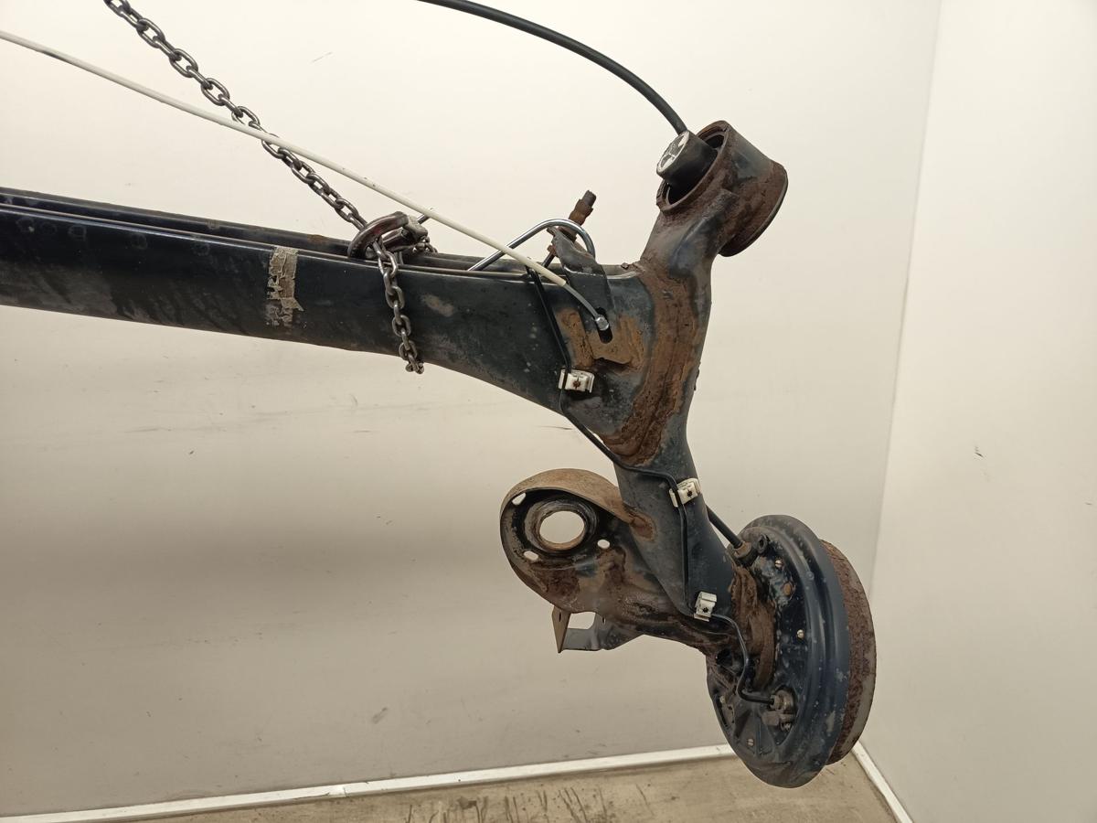 Skoda Fabia II 5J original Hinterachse Tr&auml;ger 5 Loch trommelgebremst Bj 2012