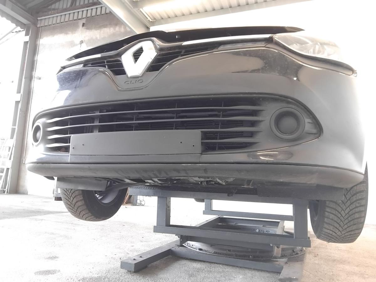 Renault Clio IV X98 original Sto&szlig;f&auml;nger Sto&szlig;stange vorn BJ2016 TEGNE Noir Etoile Nacre