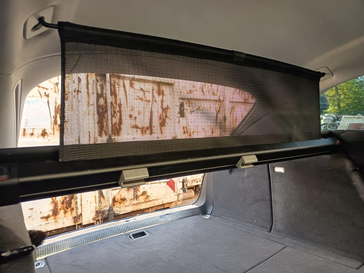 Audi A4 B8 8K Avant original Laderaumabdeckung Rollo 94H soul 8K9863553 Bj 2009