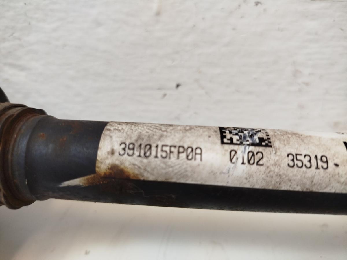 Nissan Micra K14 Antriebswelle vorn links Gelenkwelle vom Schaltgetriebe 5Gang