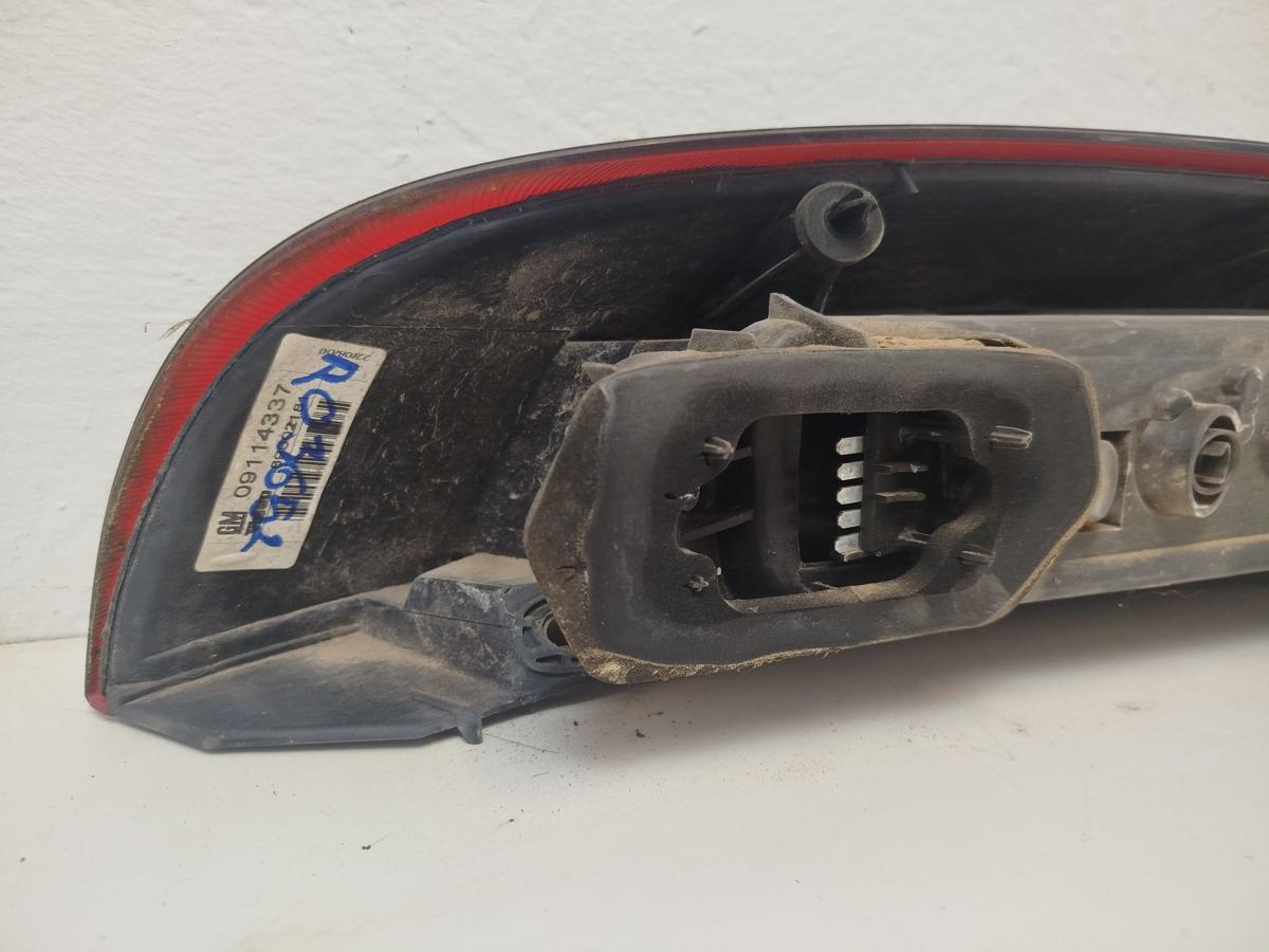 Opel Corsa C R&uuml;ckleuchte rechts R&uuml;cklicht Heckleuchte 3 t&uuml;rer get&ouml;nt OEM