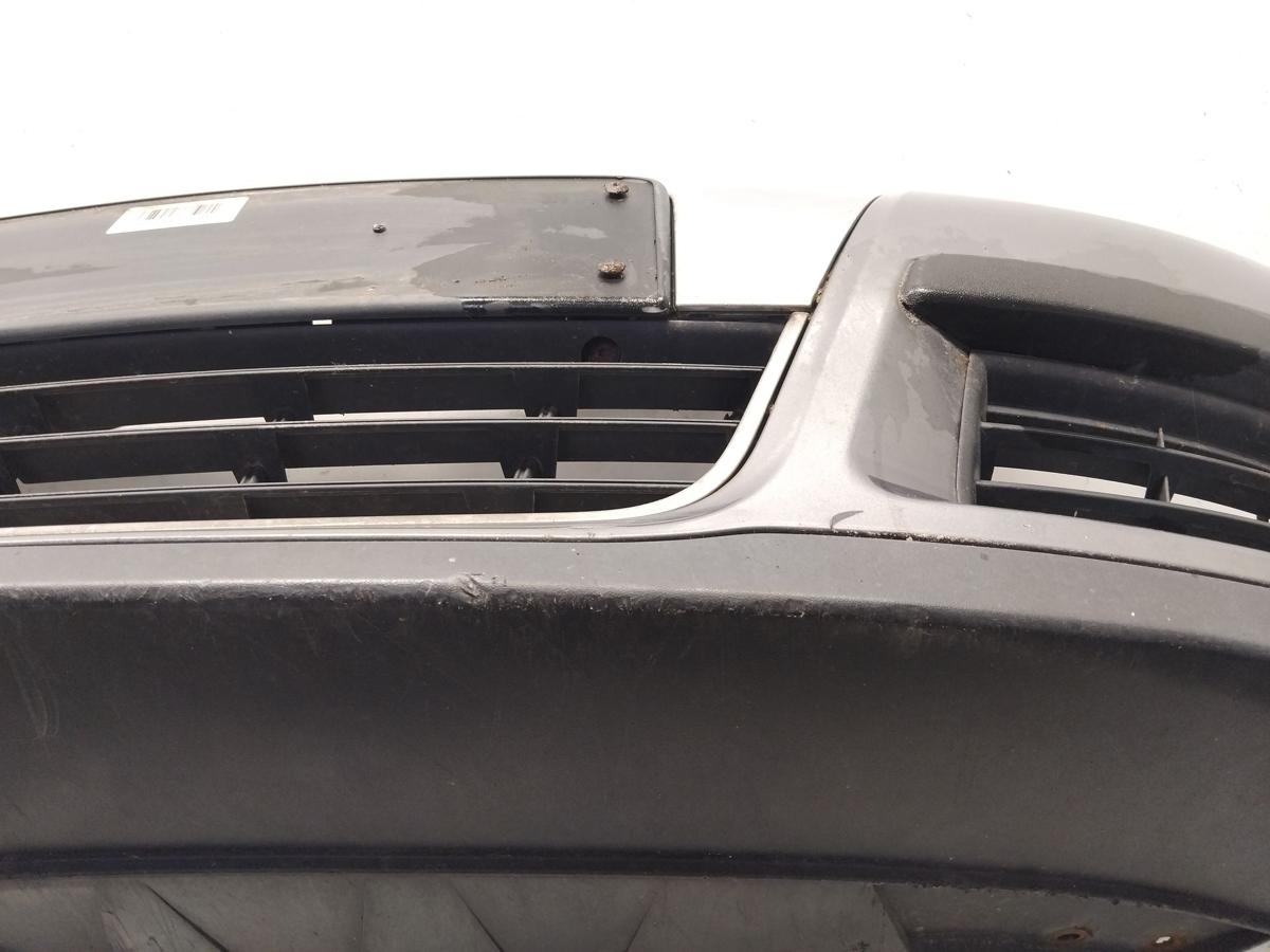 VW Passat 3C orig Sto&szlig;f&auml;nger Sto&szlig;stange vorn LA7T United Grey BJ2005 mit Grill