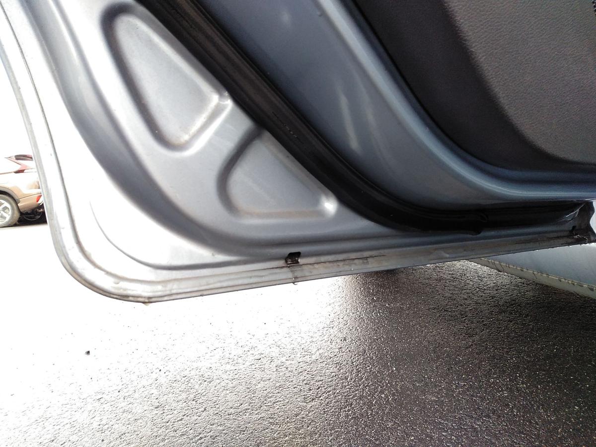 Ford C-Max 1 T&uuml;r hinten links tonic hellblaumetallic Bj.2006