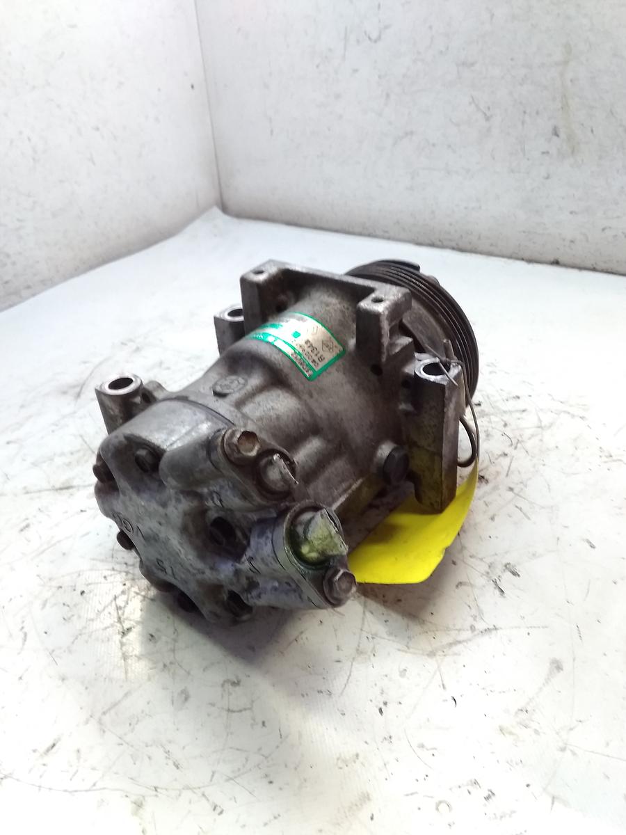 Renault Clio 2 original Klimakompressor 8200037058 BJ2003