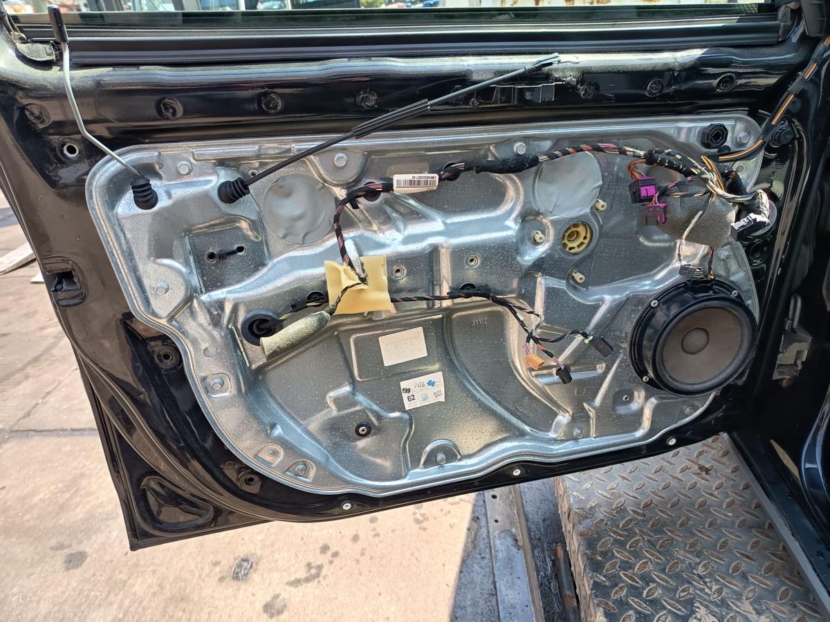 VW Polo Cross 9N3 orig elektrischer Fensterheber vorn links ohne Motor 5türer