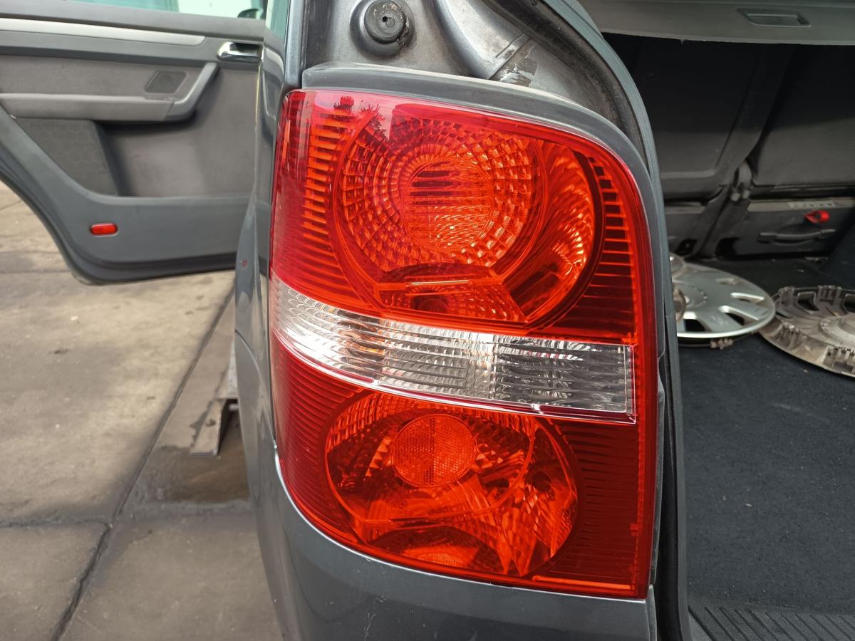 VW Touran 1T original R&uuml;ckleuchte links Heckschlusslicht Bj 2006