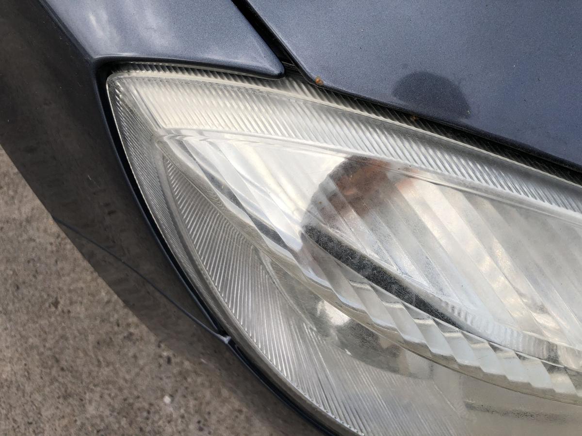 Skoda Fabia 5J Scheinwerfer rechts Hauptscheinwerfer Halogen H4 Tr&uuml;b bis 2010