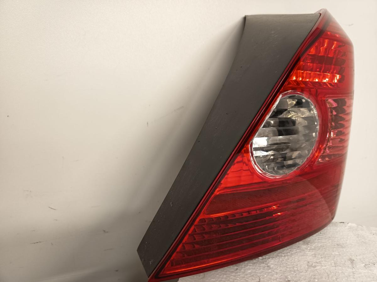 Honda Civic 5DR orig Rücklicht /Schlussleuchte rechts Bj 2001