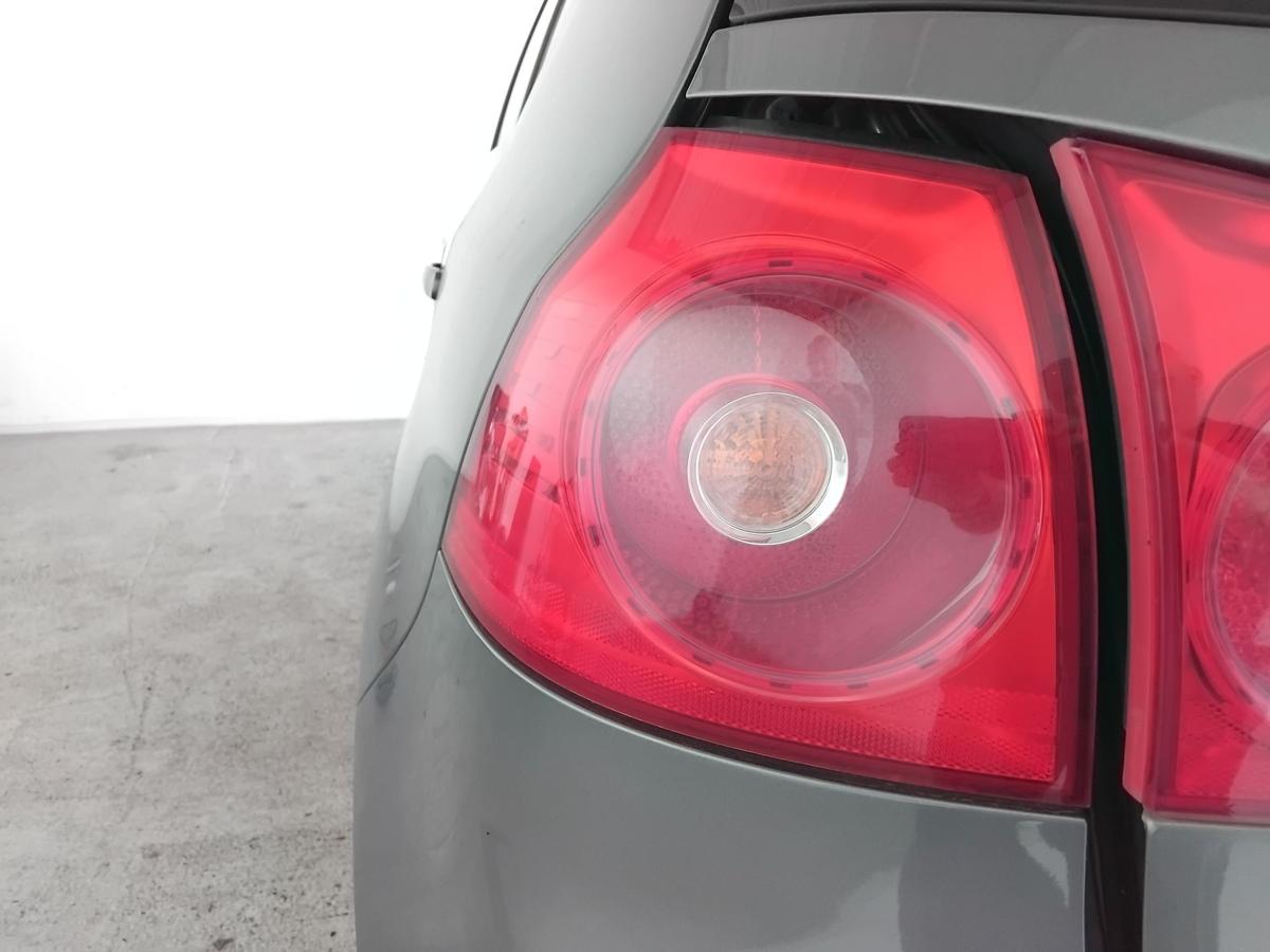 VW Golf 5 1K original Rückleuchte Heckleuchte links Fließheck BJ2006