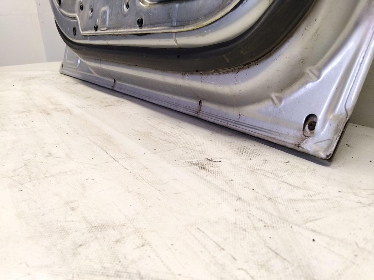 Audi A2 8Z T&uuml;r vorn links lichtsilbermetallic LY7W BJ2000