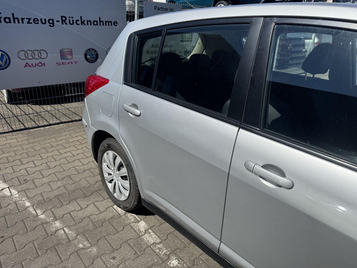 Nissan Tiida original T&uuml;r hinten rechts K23 Brilliant Silver Metallic Rohbau Bj.2009