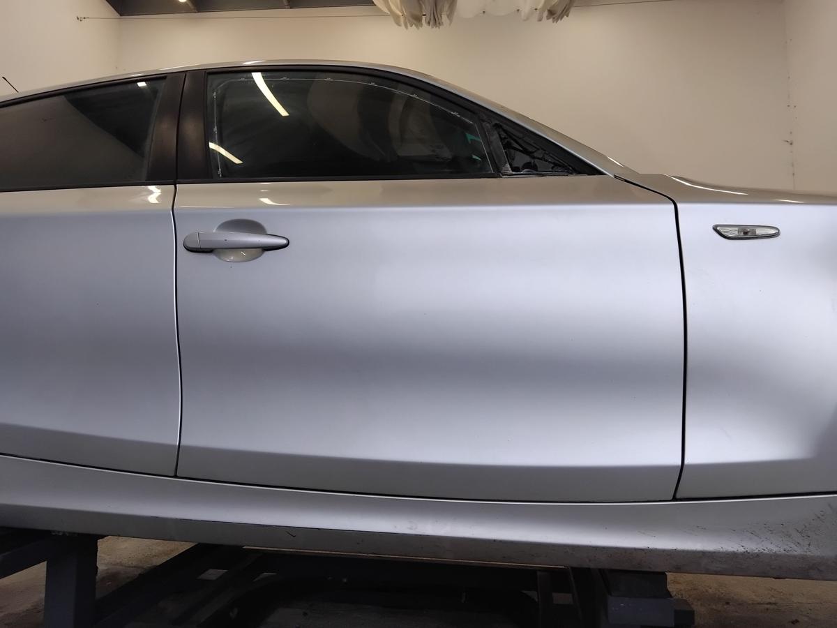 BMW 1er E87 T&uuml;r vorn rechts Beifahrert&uuml;r 354 Titansilbermetallic 5-t&uuml;rig BJ2007
