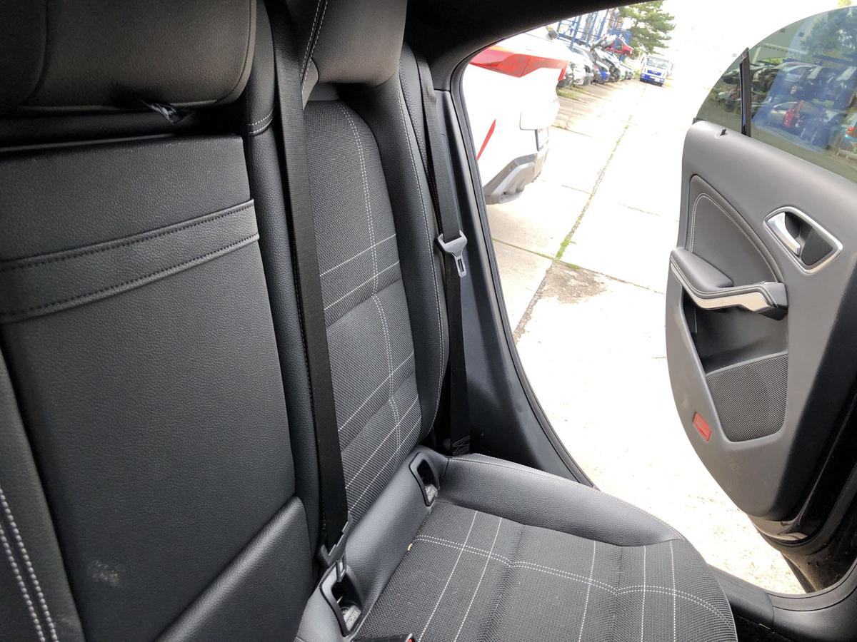 Mercedes CLA C117 bis 16 R&uuml;cksitzbank Sitzbank R&uuml;ckbank Coupe Stoff Artico