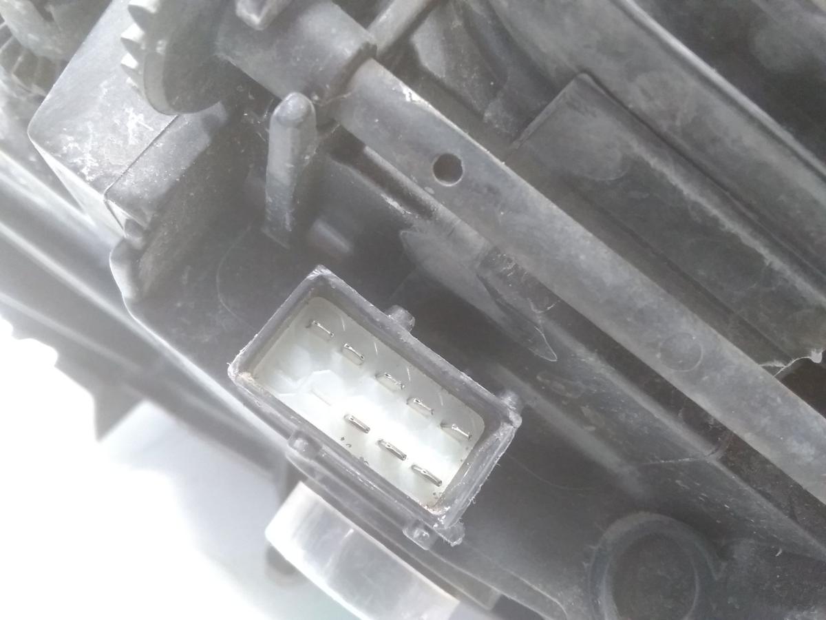 Opel Corsa D original Scheinwerfer rechts Valeo mit LWR Bj.2008