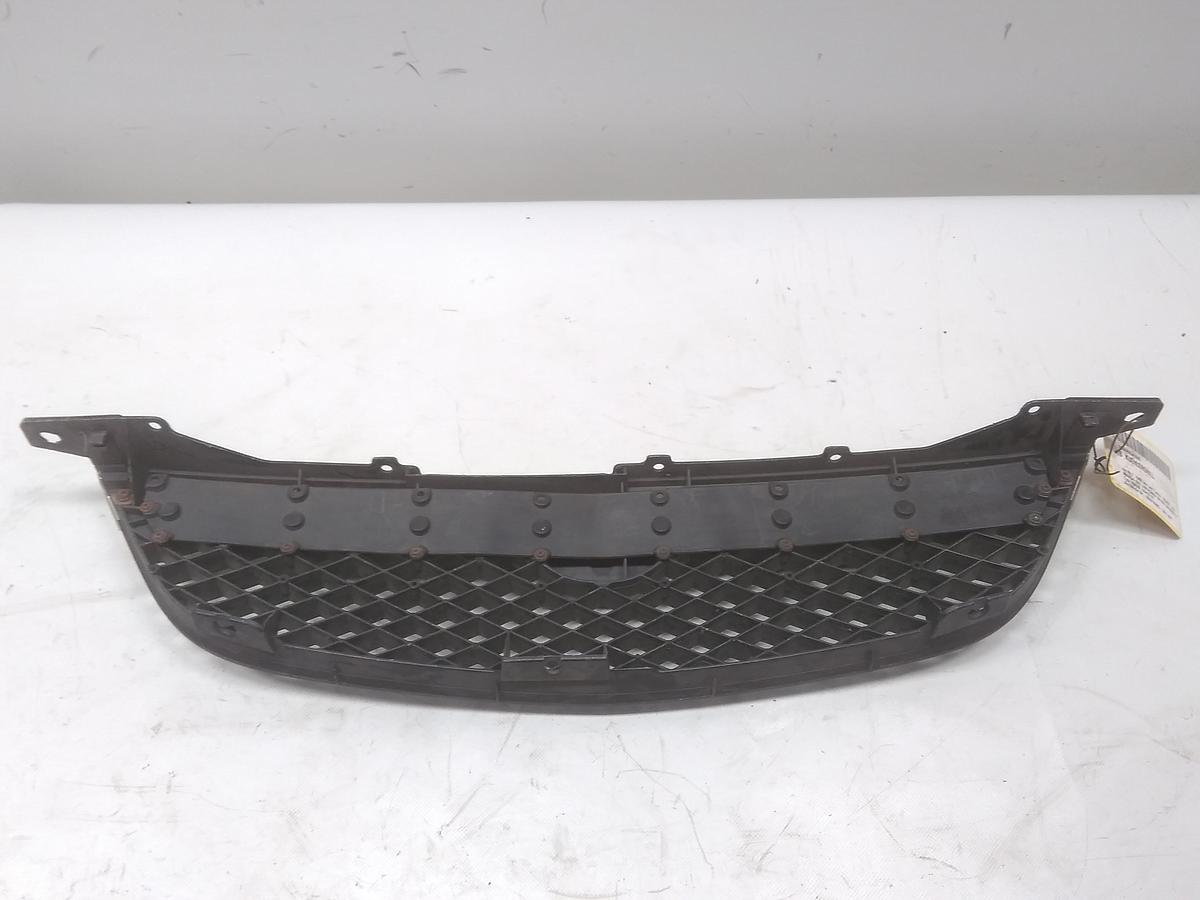 Mazda 626 GF Grill Kühlergrill GE4V50719 schwarz Chrom BJ1998