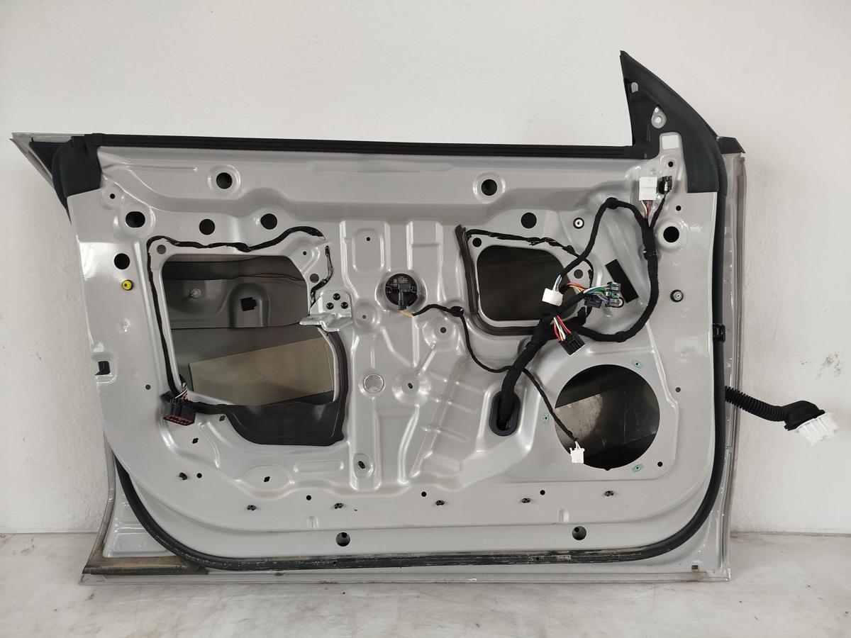 NIO ET7 Elektro Tür vorn links Fahrertür im Rohbau Sunrise Beige