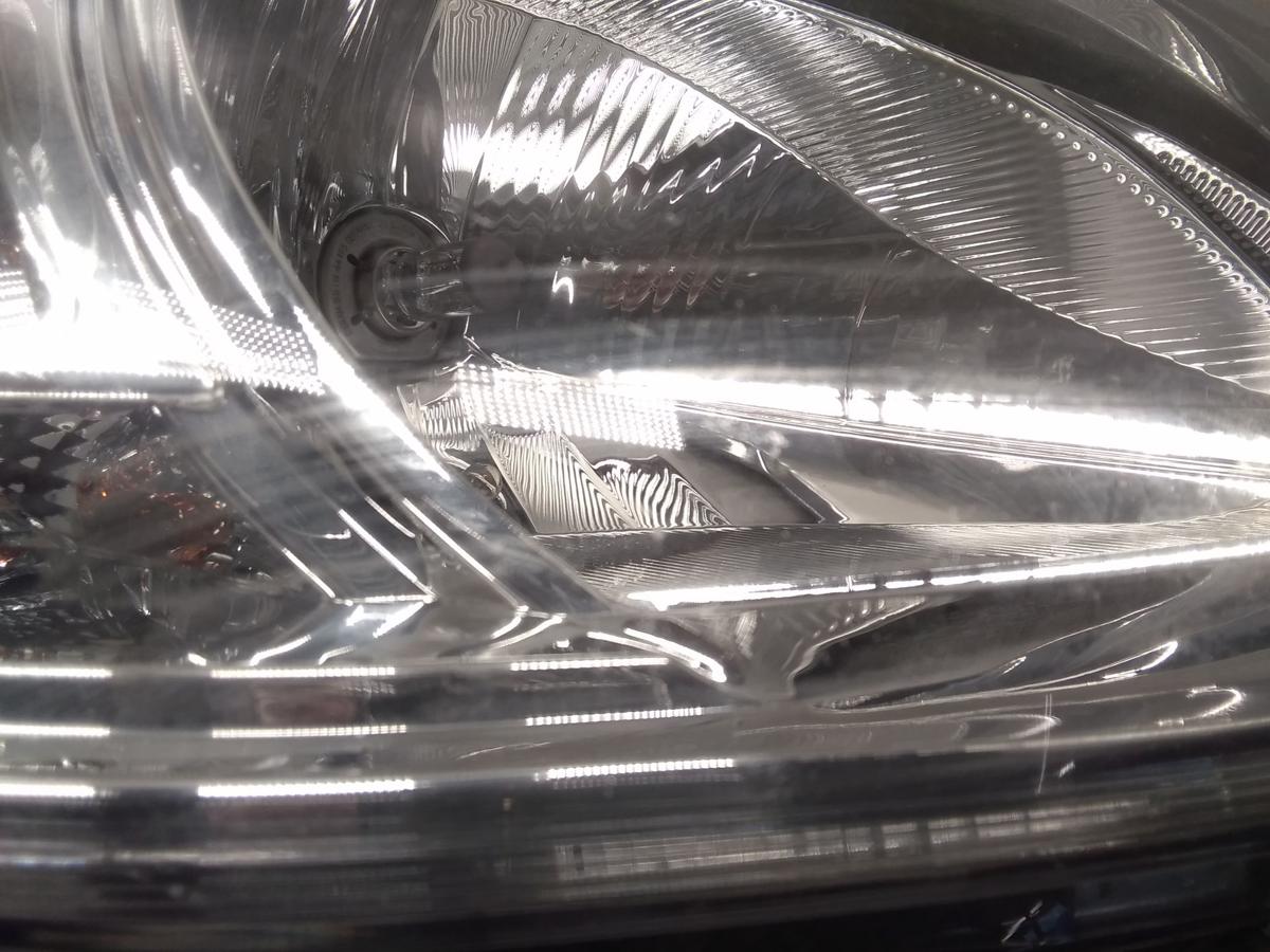 Dacia Logan Kombi MCV original Scheinwerfer rechts Facelift BJ2010