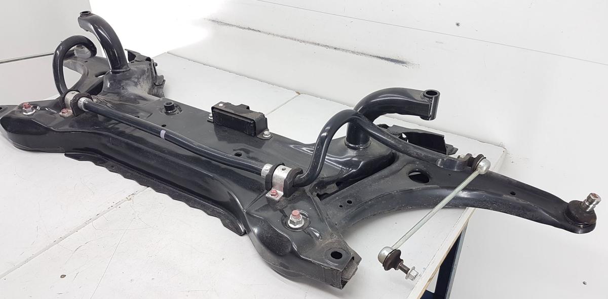 Mitsubishi Eclipse Cross Vorderachstr&auml;ger Bj2023 Aggregatetr&auml;ger 2,4 73kw Allrad